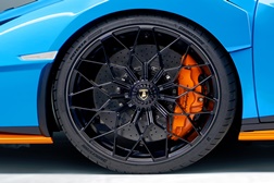 Bridgestone equipa Huracán STO da Lamborghini - Pneu Potenza feito sob medida