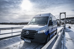 eSprinter Mercedes-Benz conclui teste final de resistência - No inverno do Círculo Polar Ártico