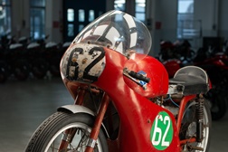 MV Agusta recupera património histórico