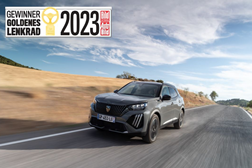 Novo PEUGEOT E-2008 conquista “Volante de Ouro 2023” - Design moderno e inovador conquistou leitores da AUTO BILD