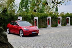 Disponíveis os primeiro pontos de carregamento V3 da Tesla - 280 km em 15 minutos no Model 3