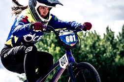Renato da Silva vence e Íris Moraru repete triunfo na sexta Taça de Portugal de BMX em Sangalhos