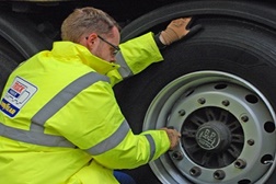 Assistência Rodoviária ServiceLine 24h da Goodyear reduz os tempos de inatividade em menos de 121 Minutos