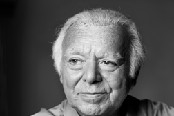 Carlos do Carmo homenageado no Festival da Canção