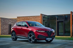 Novo Alfa Romeo Tonale: o mais desportivo e emocionante de sempre - Disponível a partir de 45.300€, oferecendo uma excelente relação entre preço, estilo e tecnologia