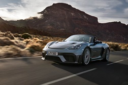 Porsche 718 SPYDER RS torna-se o pináculo da gama com motor central - O 718 Roadster mais rápido e potente de sempre