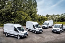  Ford E-Transit chega às estradas europeias  - Clientes frotistas que iniciam os testes com o furgão elétrico de alta produtividade
