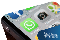 Teve um acidente? Pode contactar a Liberty Seguros por WhatsApp
