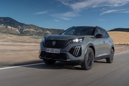 Peugeot líder do mercado automóvel português em junho e no primeiro semestre