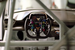 Eis como se prepara o novo CUPRA e-Racer para competição - Pure ETCR  - competição de Turismos multimarca 100% elétricos