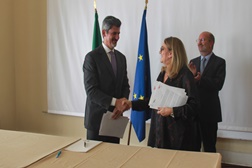 LeasePlan celebra contrato fornecimento de 159 veículos 100% elétricos - Cliente é o Fundo Ambiental