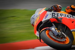 MotoGP Silverstone 2021 - Pol Espargaro conquista primeira “pole” do ano para ele e para a Honda. Miguel Oliveira no fim da grelha!