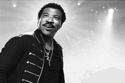 Lionel Richie leva todos os êxitos ao edpcooljazz no dia 30 de julho