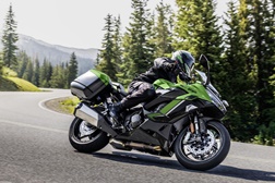 Kawasaki anuncia as novidades na família 1100SX para 2027