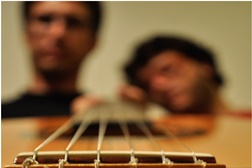 Synchronized System editam álbum de estreia "Sounds Instead of Words"