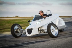 Terracraft - Um trike que se inclina nas curvas