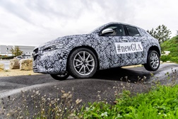 Estreia mundial digital: Mercedes-Benz apresenta o novo GLA na Mercedes me media