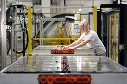 Škoda Auto atingiu um milhão de sistema de baterias produzidos - Inicialmente para modelos híbridos plug-in e, mais tarde, também para veículos elétricos baseados na plataforma MEB
