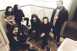 Riding Pânico apresentam "Rosa Mota" em antecipação do novo álbum