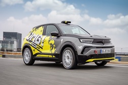 ADAC Opel GSE Rally Cup 2026: um novo marco nos ralis elétricos internacionais - Novo Opel Mokka GSE Rally 100% elétrico disponível para encomenda pelas equipas clientes