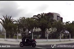 Yamaha X-Max 250 e X-Max 400 - o teste em revista