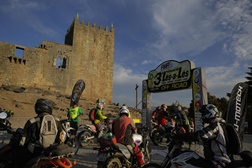 3º Portugal de Lés-a-Lés Off Road prossegue com campanha de reflorestação do país