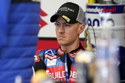BSB, 2022, Knockhill – Iddon fratura braço - Dores impediram participação