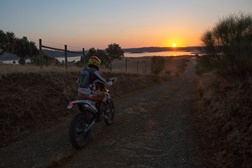 Portugal de Lés-a-Lés Off-Road: Albufeira recebeu os 350 mototuristas
