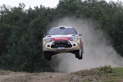 Esperanças dos ralis testam o DS3 WRC