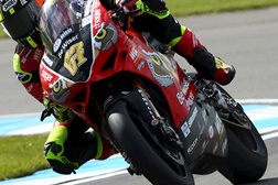 Primeiros treinos confirmam “Shakey”