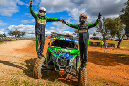 Título para Armindo Araújo e Luís Ramalho no ano de estreia no Todo o Terreno - E a Santag Racing venceu o campeonato de equipas