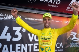 Nych vence e Rafael Reis veste a amarela em dia de sonho para a Anicolor/Campicarn