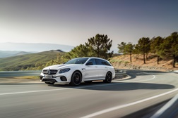 Novo Mercedes-AMG E 63 4MATIC+ Station e E 63 S 4MATIC+ Station