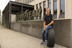 Oito vezes à volta do mundo: a maratona da Goodyear - Desenvolver o novo Vector 4Seasons Gen-3