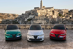 Alfa Romeo revela a primeira série especial global da sua gama: Tributo Italiano - Realçar as origens da marca, a excelência italiana e a desportividade caraterística da Alfa Romeo 