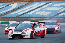 Veloso Motorsport garante mais dois títulos no Algarve - Campeonatos GT4 South European Series e TCR Ibérico 2019