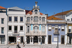 Câmara de Aveiro inaugura exposição sobre o papel da luz no movimento Arte Nova - Exposição decorre até 2 de fevereiro de 2025