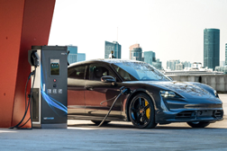 VOLT-E lança super estações de carregamento ultrarrápido  - Capacidade de fornecer até 300kW de potência