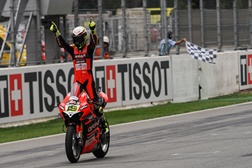 SBK, 2022, Catalunha - Bautista vem de 5º para vencer  - Primeira para a Ducati
