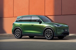 A Leapmotor no Salão Automóvel de Bruxelas de 2026: estreia e revelações - Estreia europeia do B03X, revelação oficial do B05 e lançamento do novo B10 Hybrid EV