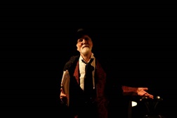 "O último dia de Oscar Wilde" no Teatro Municipal Joaquim Benite - Almada