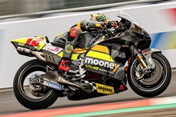 MotoGP, 2023, Silverstone - Chuva leva Bezzecchi à pole - ...que Miller manteve muito tempo