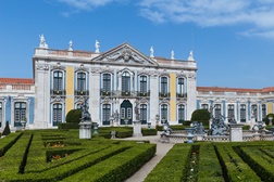 Viver a experiência de um carnaval do século XVIII no Palácio Nacional de Queluz - “Viagem à Corte – Especial Carnaval” nos dias 15 e 17 de fevereiro às 10h30