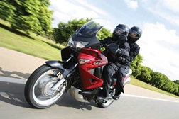 Encontro de maxi trail e Gran Turismo Honda Varadero no Alentejo