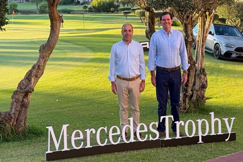 Soc. Com. C. Santos conquista Taça Ibérica de Concessionários do MercedesTrophy