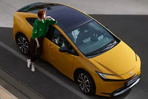 Toyota arranca com campanha de comunicação para a nova geração Prius Plug-in - Anuncia até 86 km elétricos e tejadilho solar que carrega até 8 Km por dia