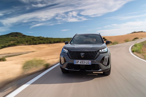 Peugeot liderou o mercado automóvel em Maio  - O 2008 recuperou a posição de automóvel mais vendido em Portugal