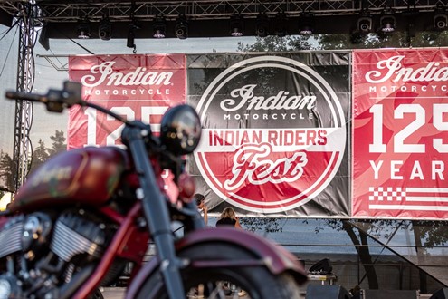 125 Anos  Indian no Indian Rider's Fest & Budweis Custom Show