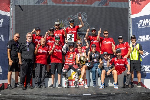 A Equipa Indian Motorcycle Racing e o piloto Hayden Gillim conquistam o Campeonato King of The Baggers 2026 - No Circuito das Américas 