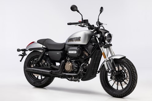 QJ Motor facilita acesso à gama 125cc com oferta da matrícula